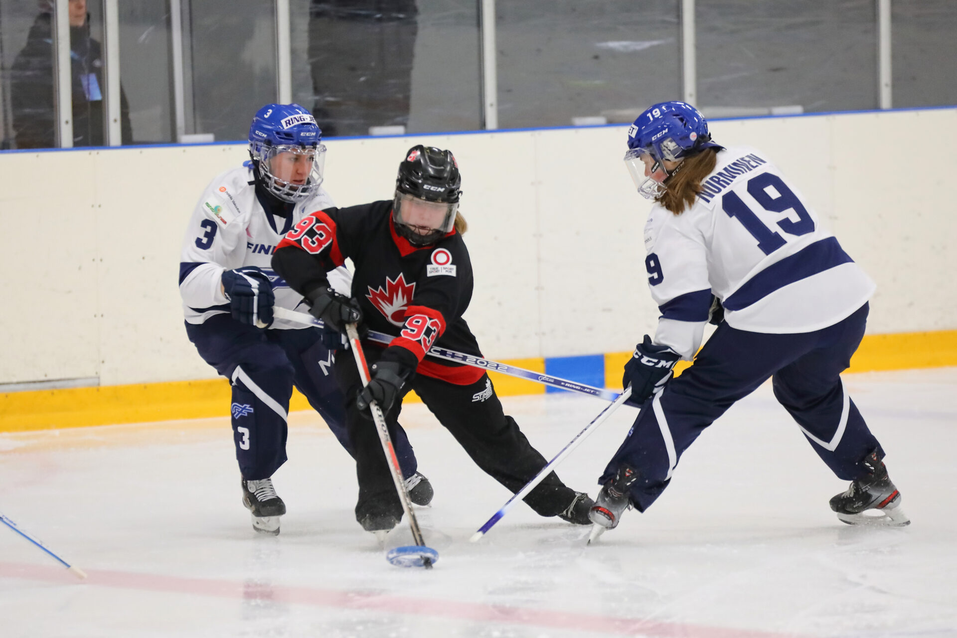 The World Ringette Championships kicked off with 3 matches Ringette